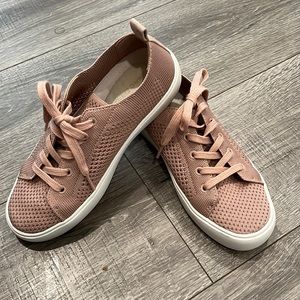 Womens fashion sneakers